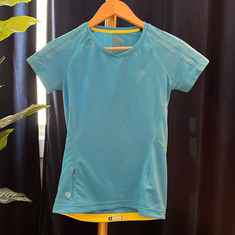 Athletic t-shirt